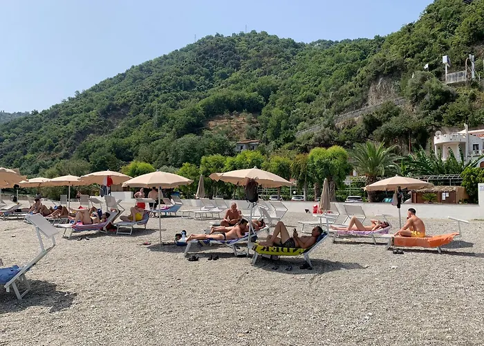 Testa Di Monaco Natural Beach